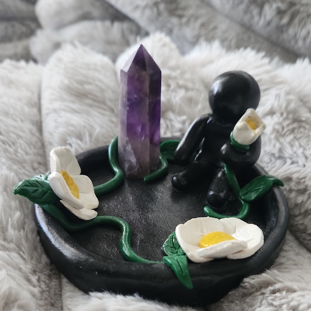Black Trinket Tray with Flower accents and Amethyst Crystal